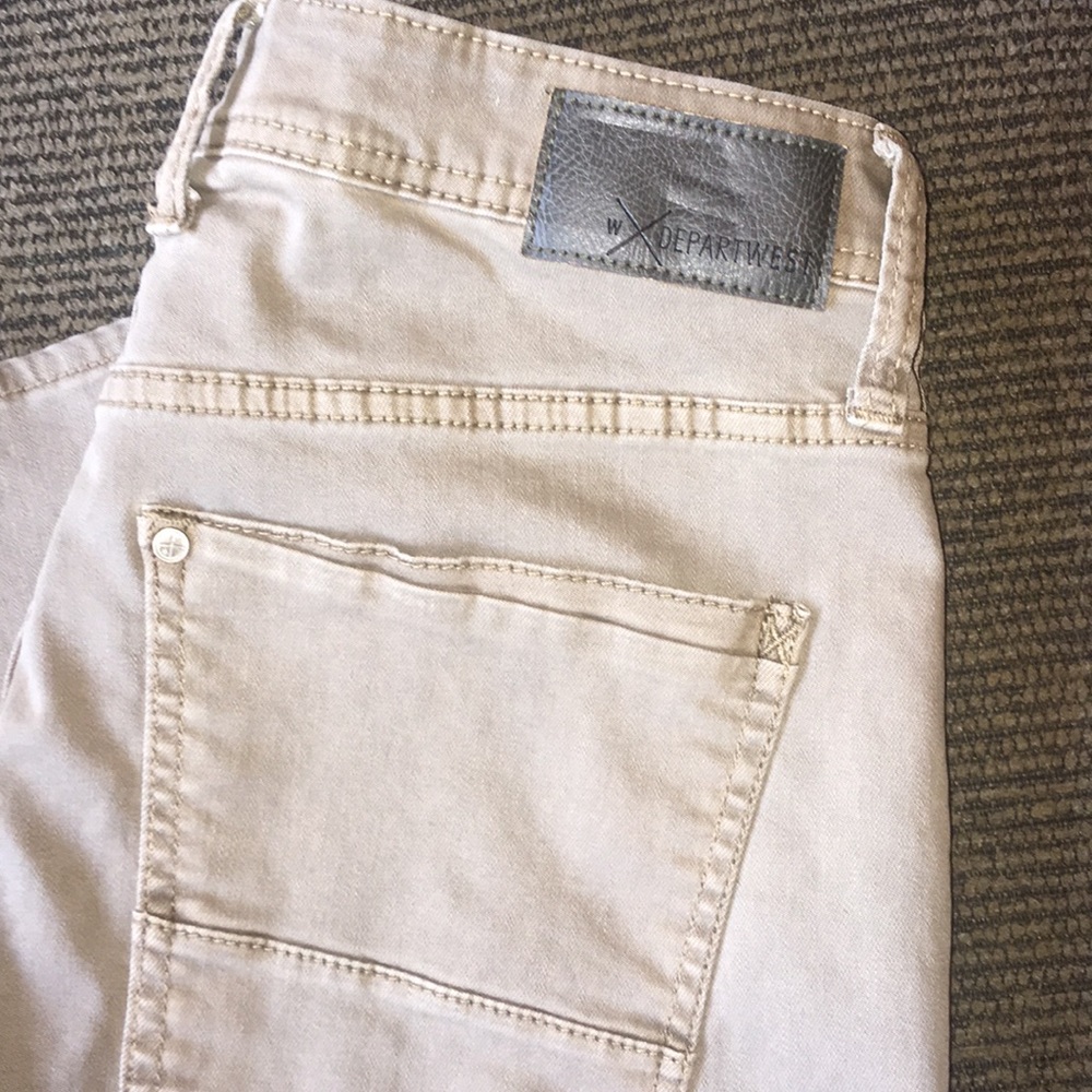 Department West mens khaki jeans. NWOT 31x32